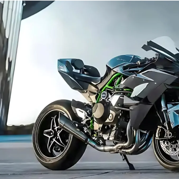 Kawasaki Ninja H2R: स्पीड पॉवर और टेक्नोलॉजी का&hellip;